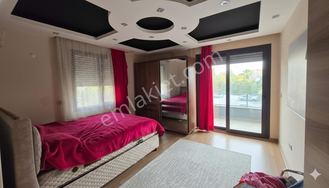 Menderes Gölcükler’de Merkeze Yakın, 4+1, Triblex, 75 M2 Geniş Bahçeli Satılık Villa! - Görsel 21