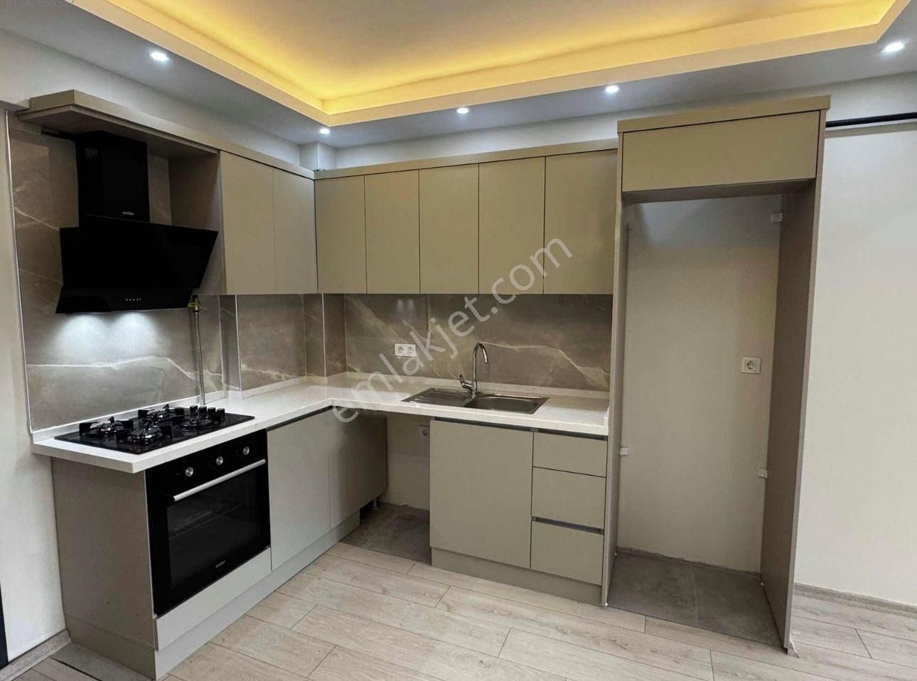 Sahibinden Yerden Isıtmalı,ankastre Setli Büyük Lüks Daire!!!!!