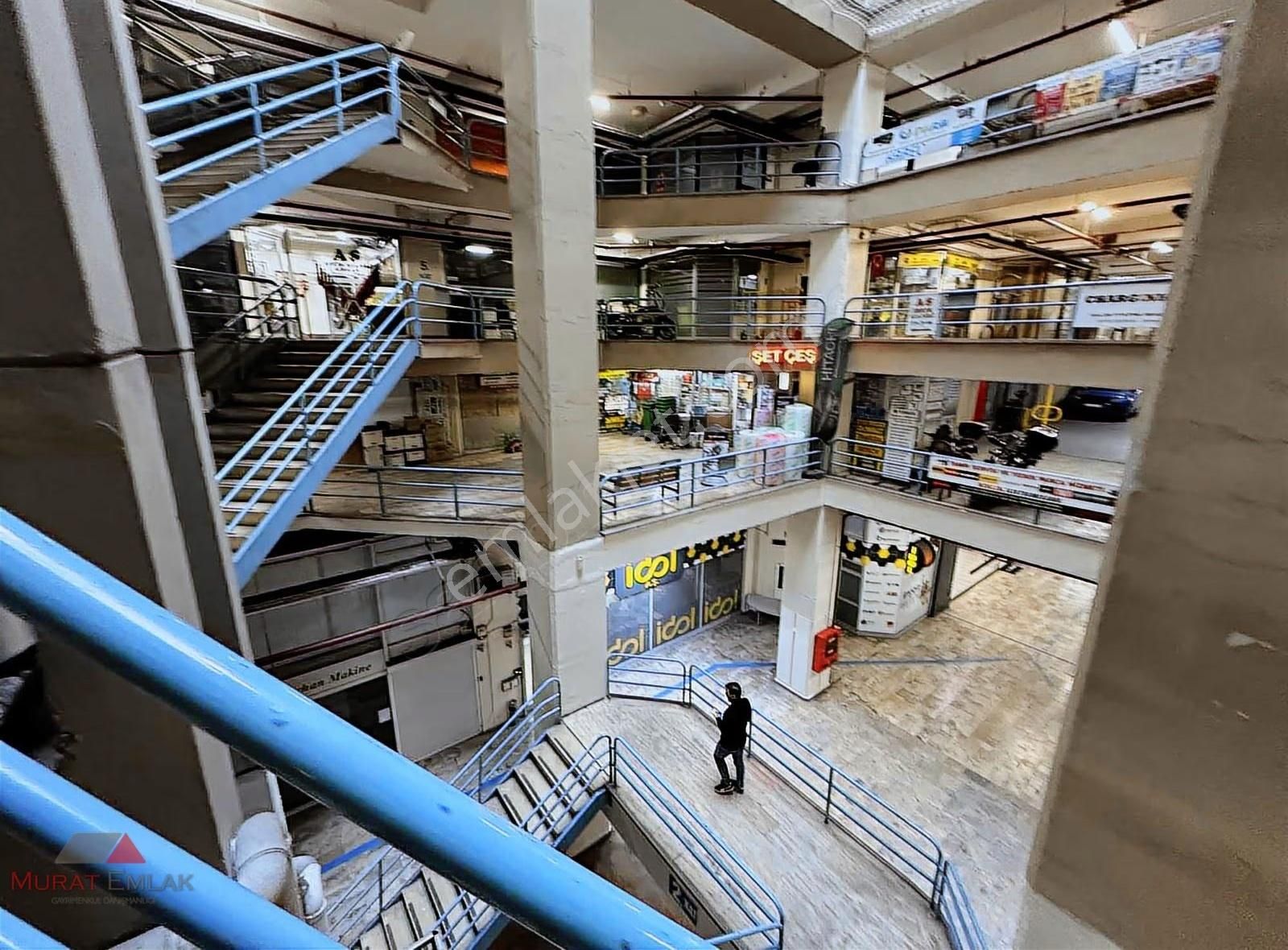 Murat Emlak'tan Perpa İş Merkezi Satılık Orta Avluda Depo Dükkan - Görsel 8