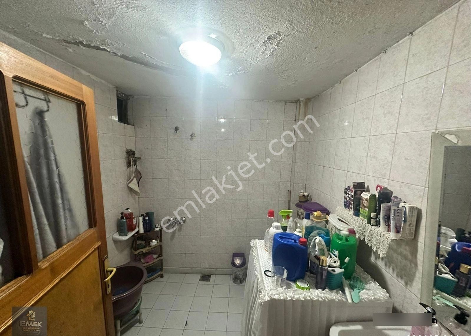 İstiklal Mahallesi 3 Katlı Mustakil Ev - Görsel 8