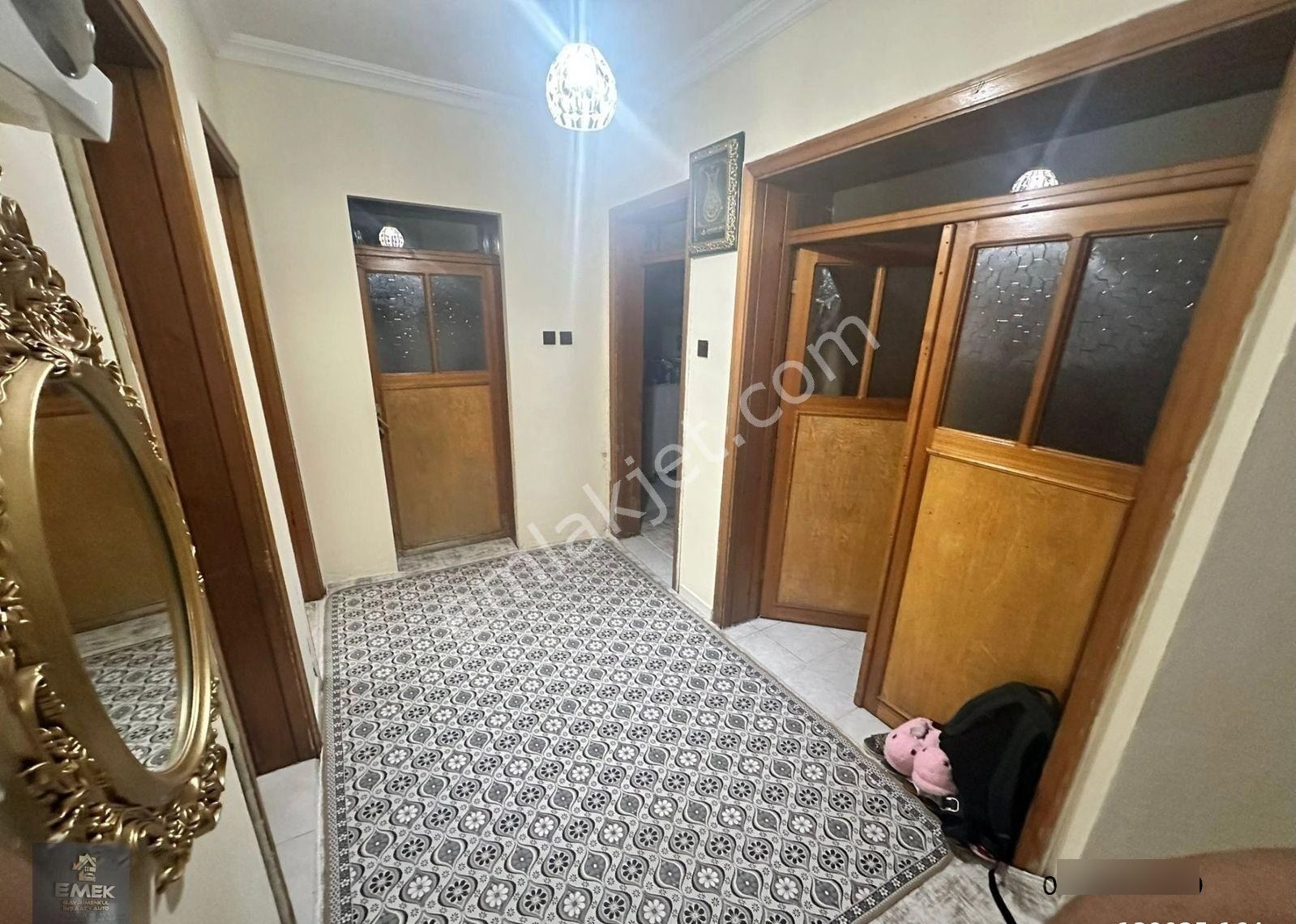 İstiklal Mahallesi 3 Katlı Mustakil Ev - Görsel 7