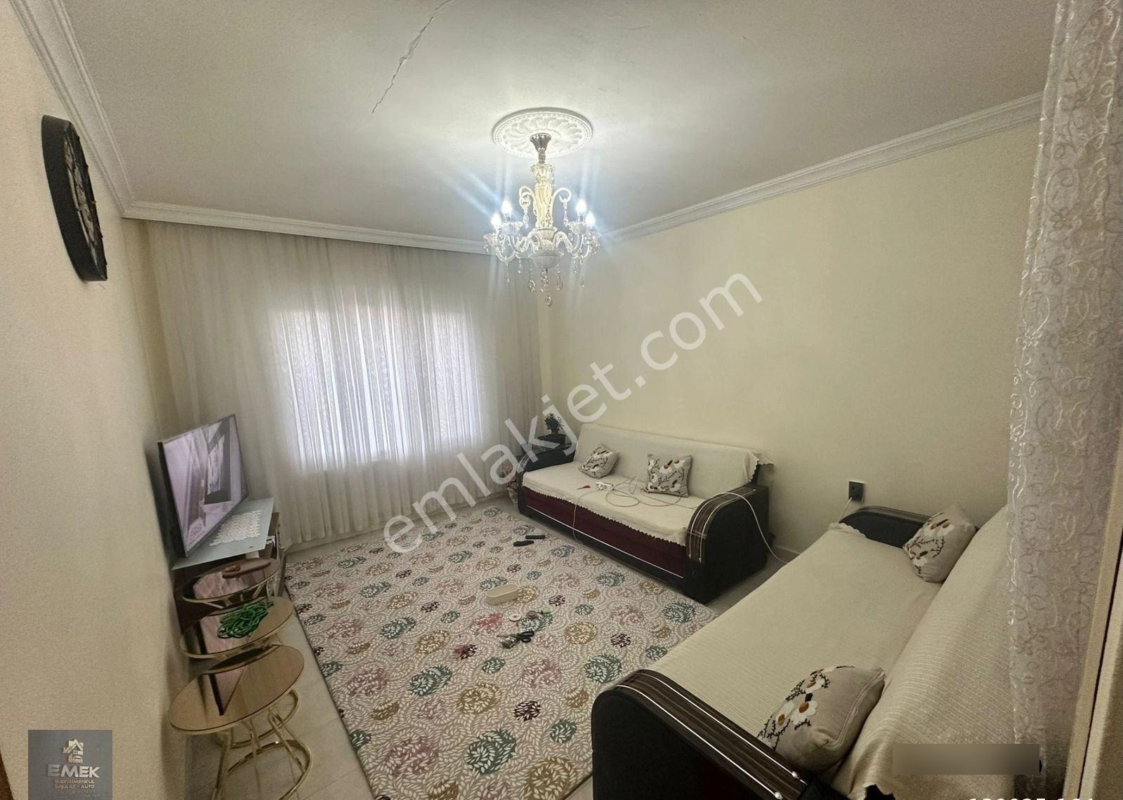 İstiklal Mahallesi 3 Katlı Mustakil Ev - Görsel 2