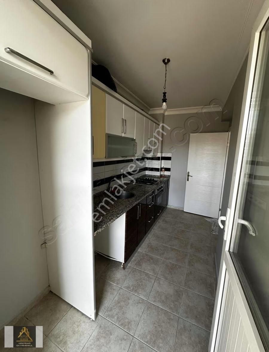 Sarıyer Mahallesinde İşlek Cadde Üzerinde Satılık 3+1 Daire - Görsel 2