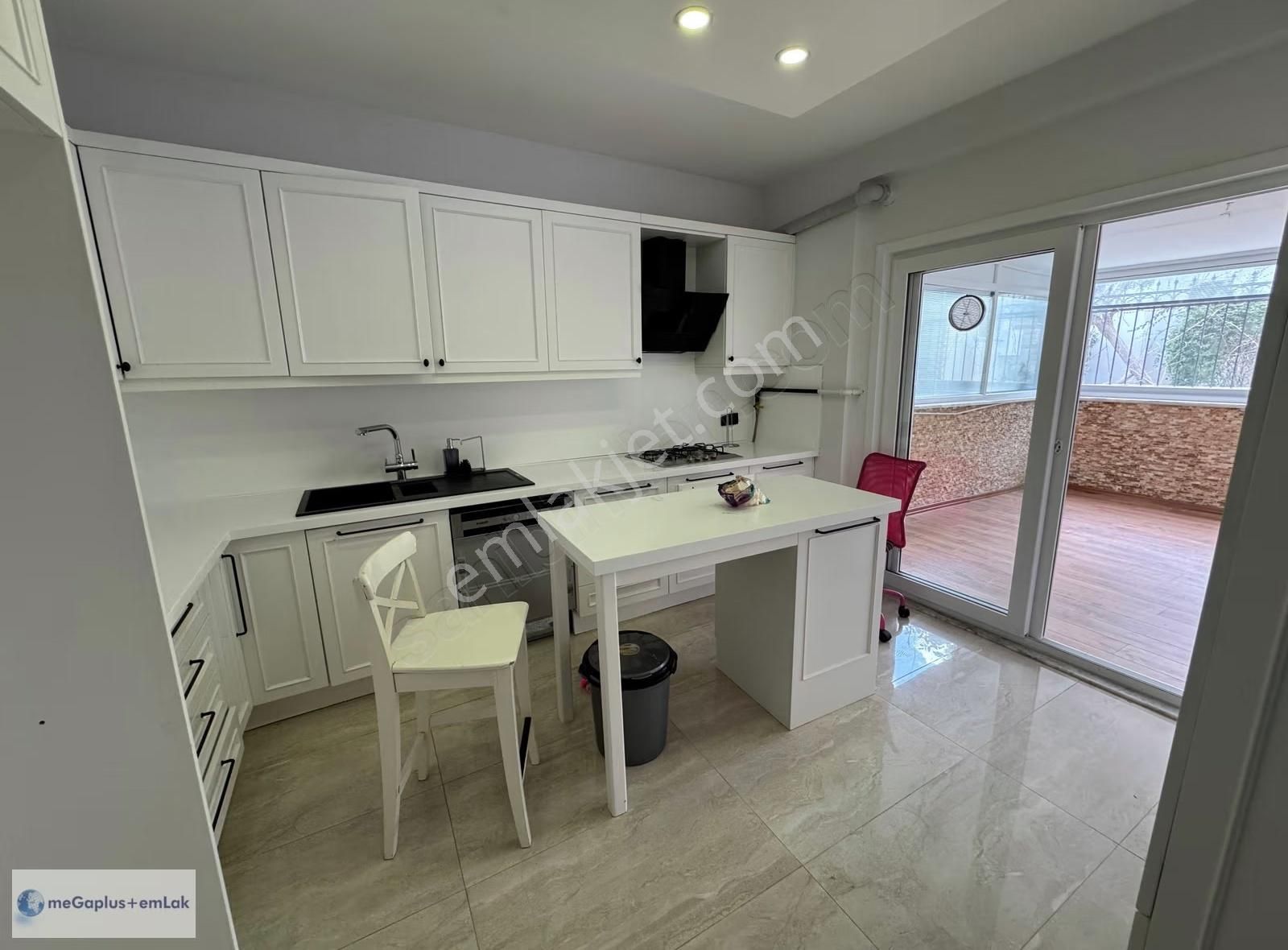 Şile Megaplus Emlak'tan Kumbabada Site İçerisinde 3+2 Villa - Görsel 2