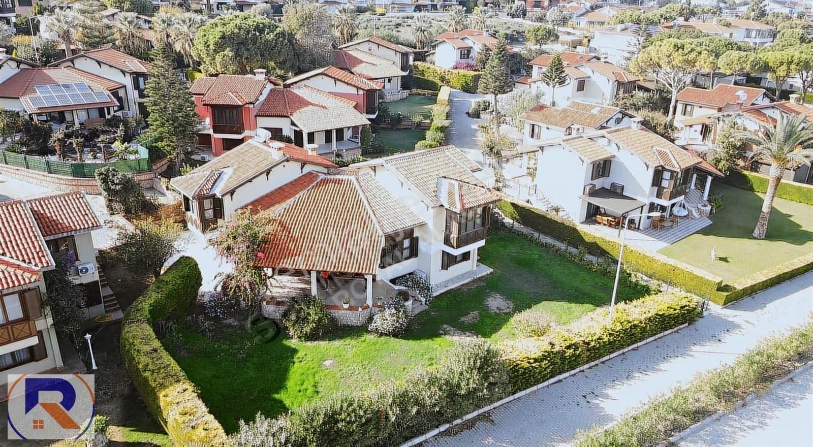 Çeşme Paşalimanında Denize Sıfır 7+2 Satılık Konak - Görsel 28