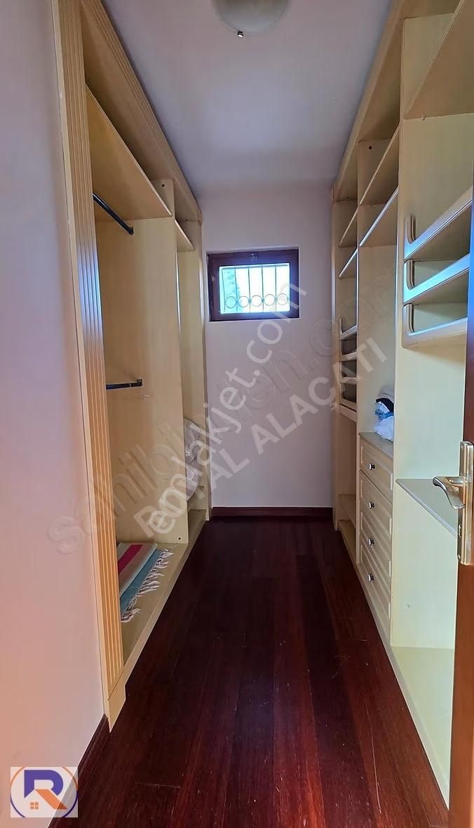 Çeşme Paşalimanında Denize Sıfır 7+2 Satılık Konak - Görsel 16