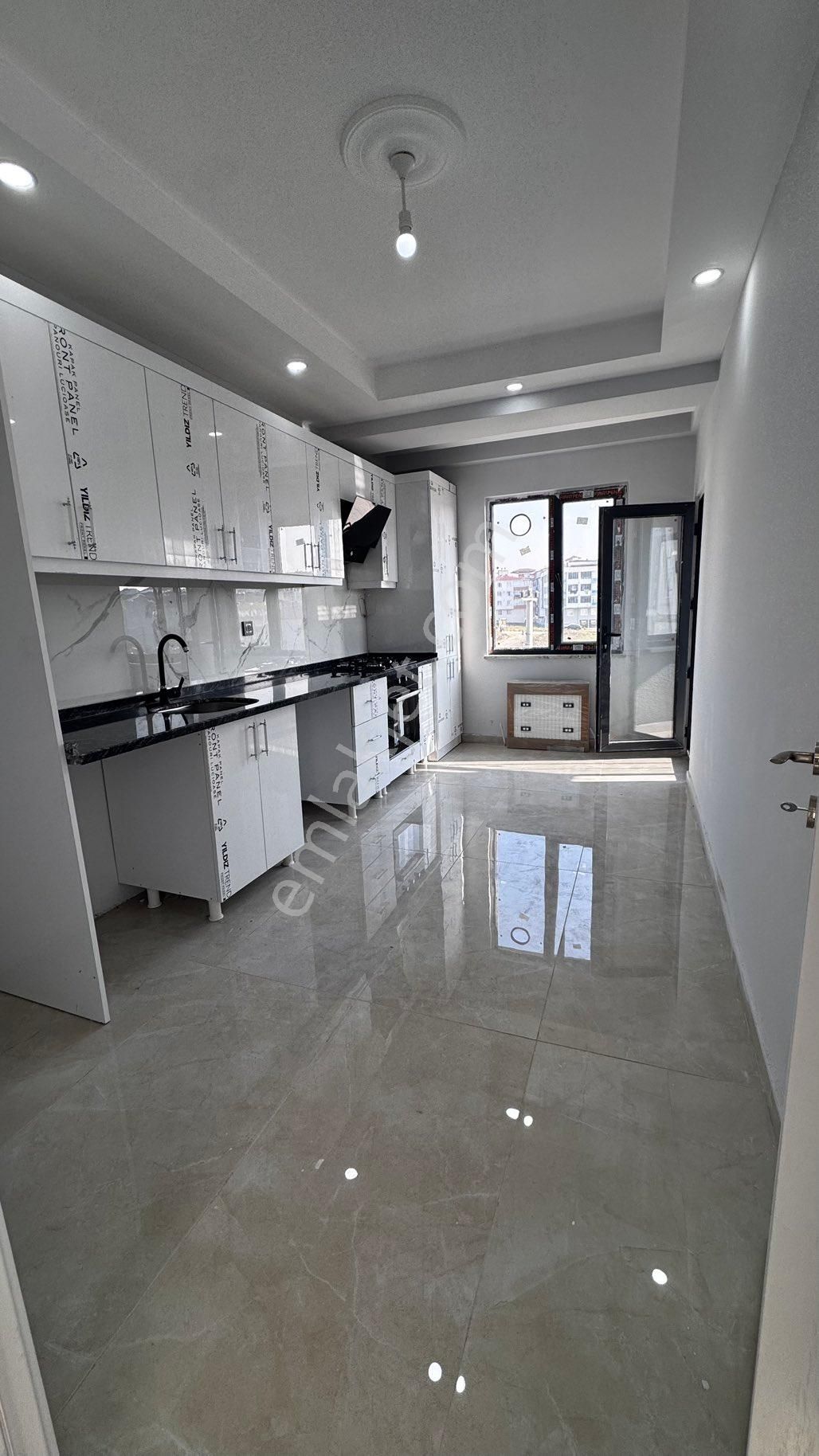 🌟 Yıldız Caddesi’nde Merkezi Konumda Geniş Ve Kullanışlı 3+1 Daire! - Görsel 8