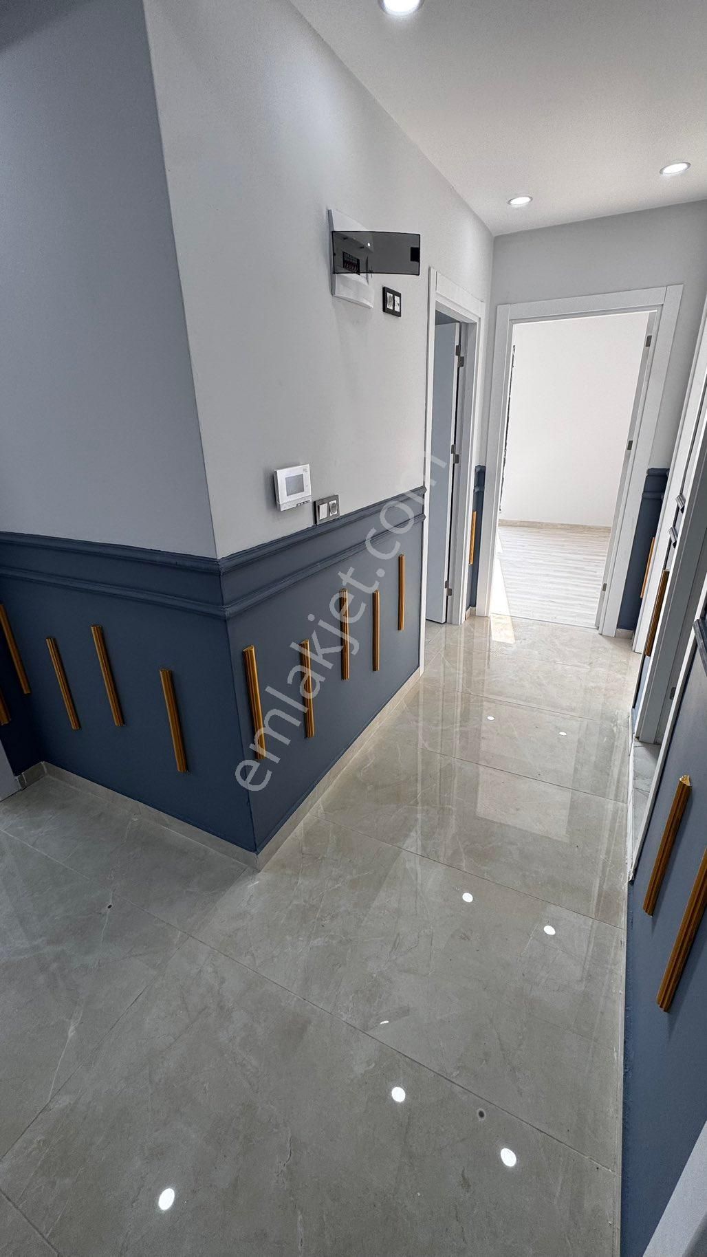 🌟 Yıldız Caddesi’nde Merkezi Konumda Geniş Ve Kullanışlı 3+1 Daire! - Görsel 2