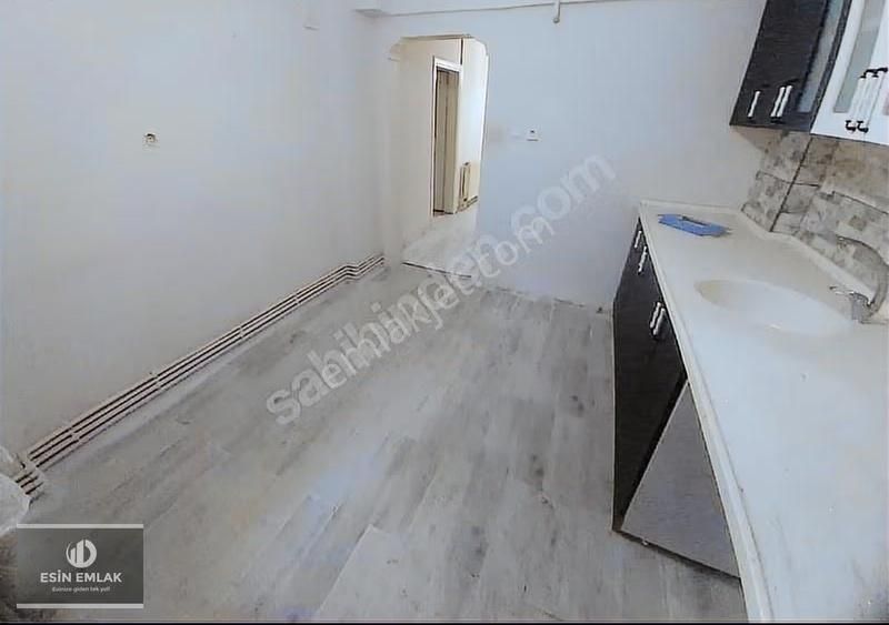 Çamçeşme Mah Balkonlu Geniş Okul'a Yakın Temiz 2+1 Daire - Görsel 28