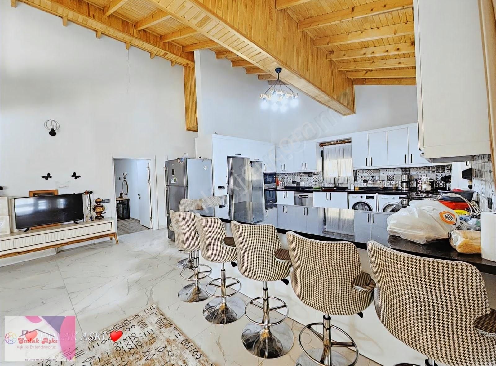 Emsali Yok Havuzlu Lüx Acil Satılık - Görsel 31