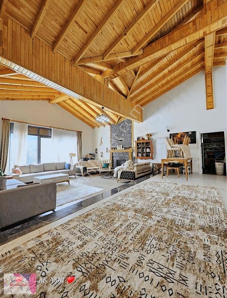 Emsali Yok Havuzlu Lüx Acil Satılık - Görsel 14