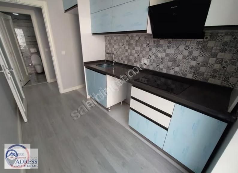 Şerifali Ticari Bölgede 115 M2 Kullanışlı 2+1 Ofis Katı - Görsel 10