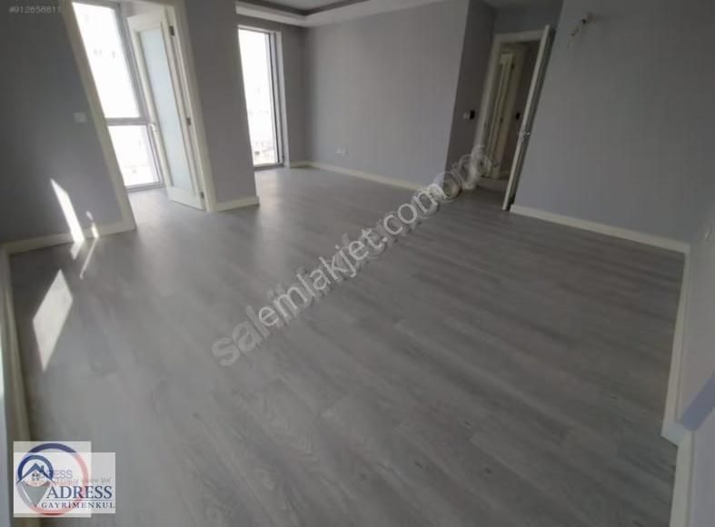 Şerifali Ticari Bölgede 115 M2 Kullanışlı 2+1 Ofis Katı - Görsel 14