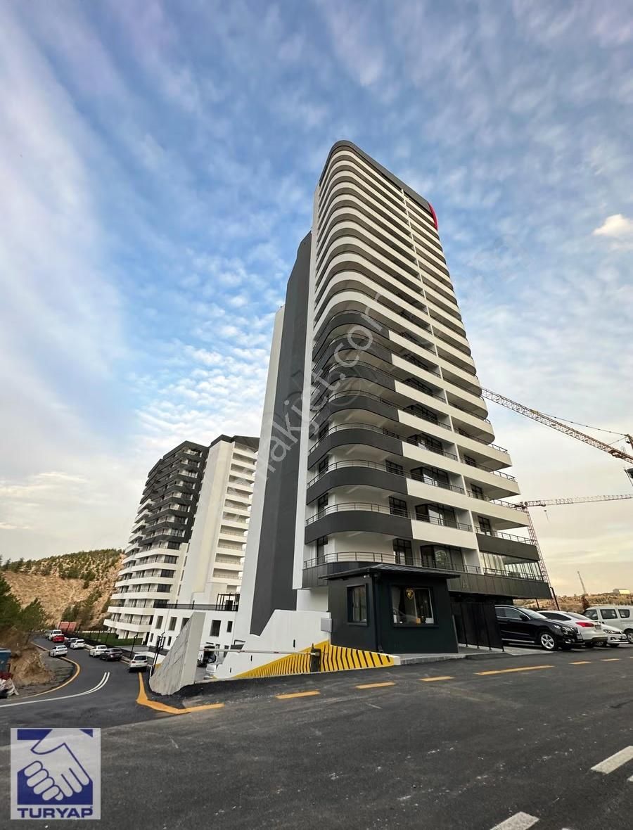 Koru İdealde Eskişehir Yoluna Cephe Mukemmel Konumda 2+1 - Görsel 3