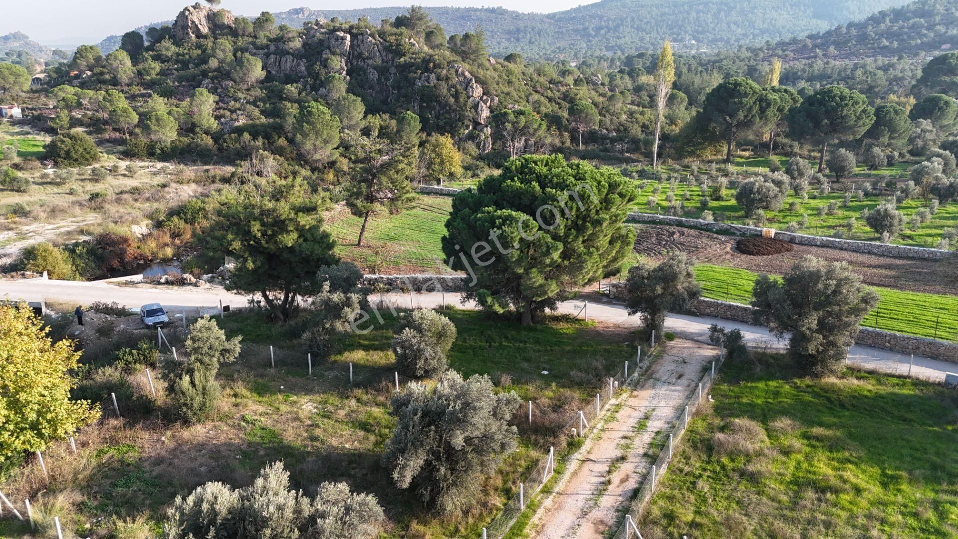 İzmir Menderes Künerde Tapudan Satışlı 536 M2 Elektrik Su Köşe Arsa - Görsel 16