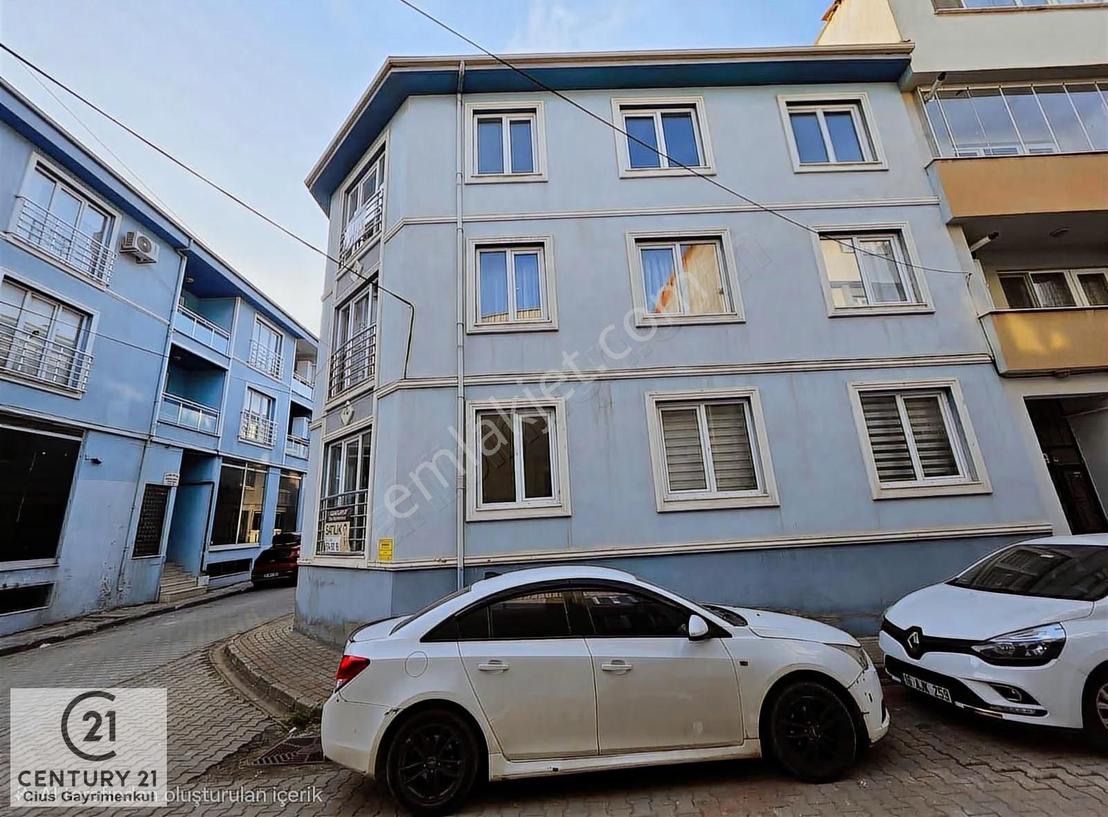 C21 Cius; Gemlik Belediye Sarayına Yakın 3+1 Kiralık Daire - Görsel 13