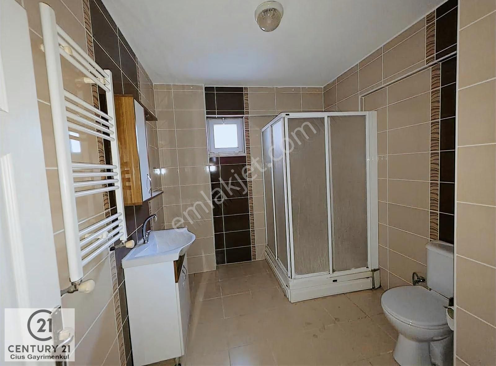 C21 Cius; Gemlik Belediye Sarayına Yakın 3+1 Kiralık Daire - Görsel 10