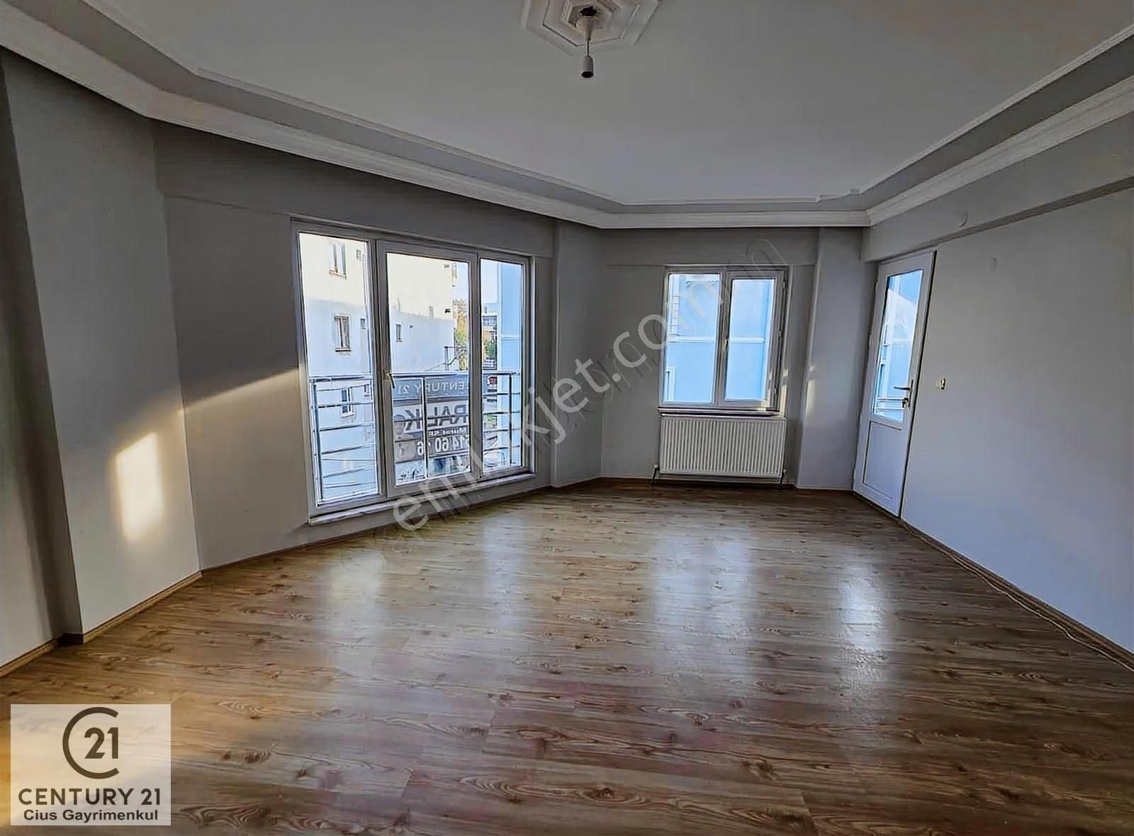 C21 Cius; Gemlik Belediye Sarayına Yakın 3+1 Kiralık Daire - Görsel 19