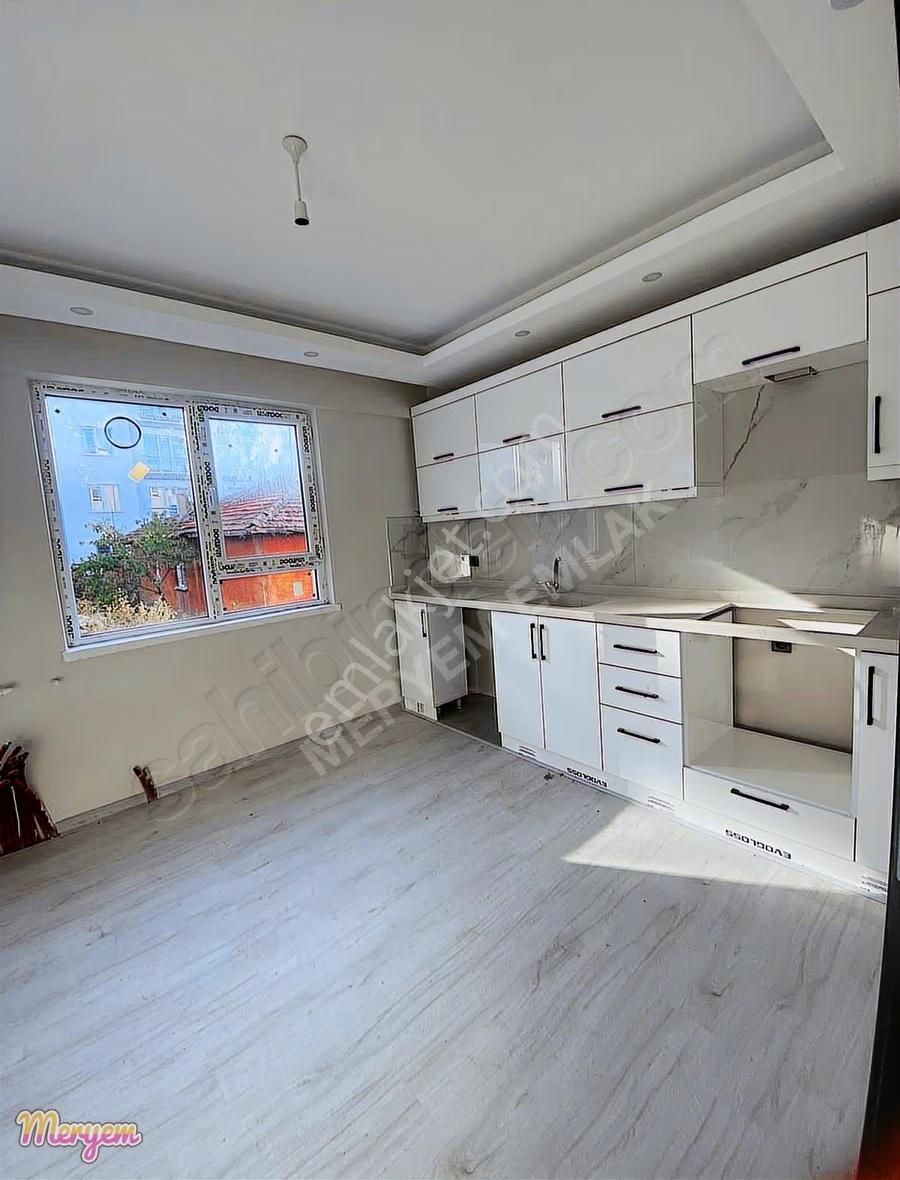 Beşikkayada 1 Katta 3+1 Full Daire - Görsel 9