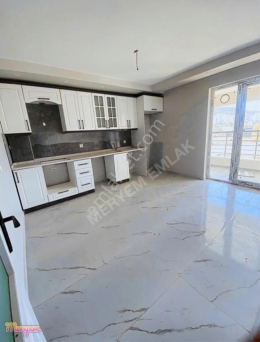 Beşikkada Düz Giriş Sıfır 3+1geniş Daire - Görsel 13