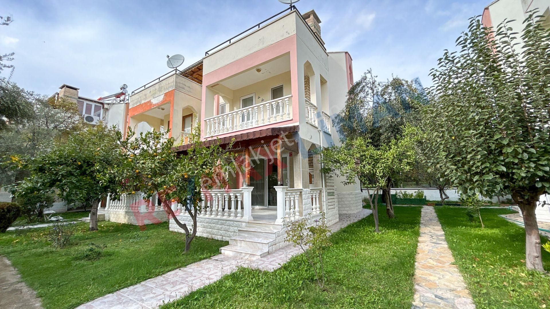 Edremit Güre Tahtakuşlar'da 3+1 Havuzlu Satılık Triplex Villa - Görsel 4