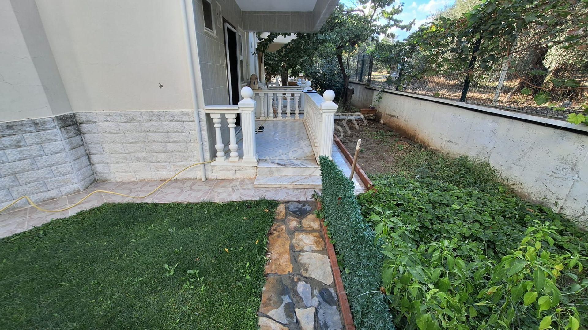 Edremit Güre Tahtakuşlar'da 3+1 Havuzlu Satılık Triplex Villa - Görsel 3
