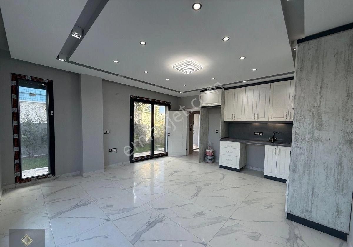 Didim’de Satılık 3+1 Villa Müstakil Bahçeli Geniş Teraslı Merkezi Konumda Altınkuma Araç İle 6 Dk - Görsel 7