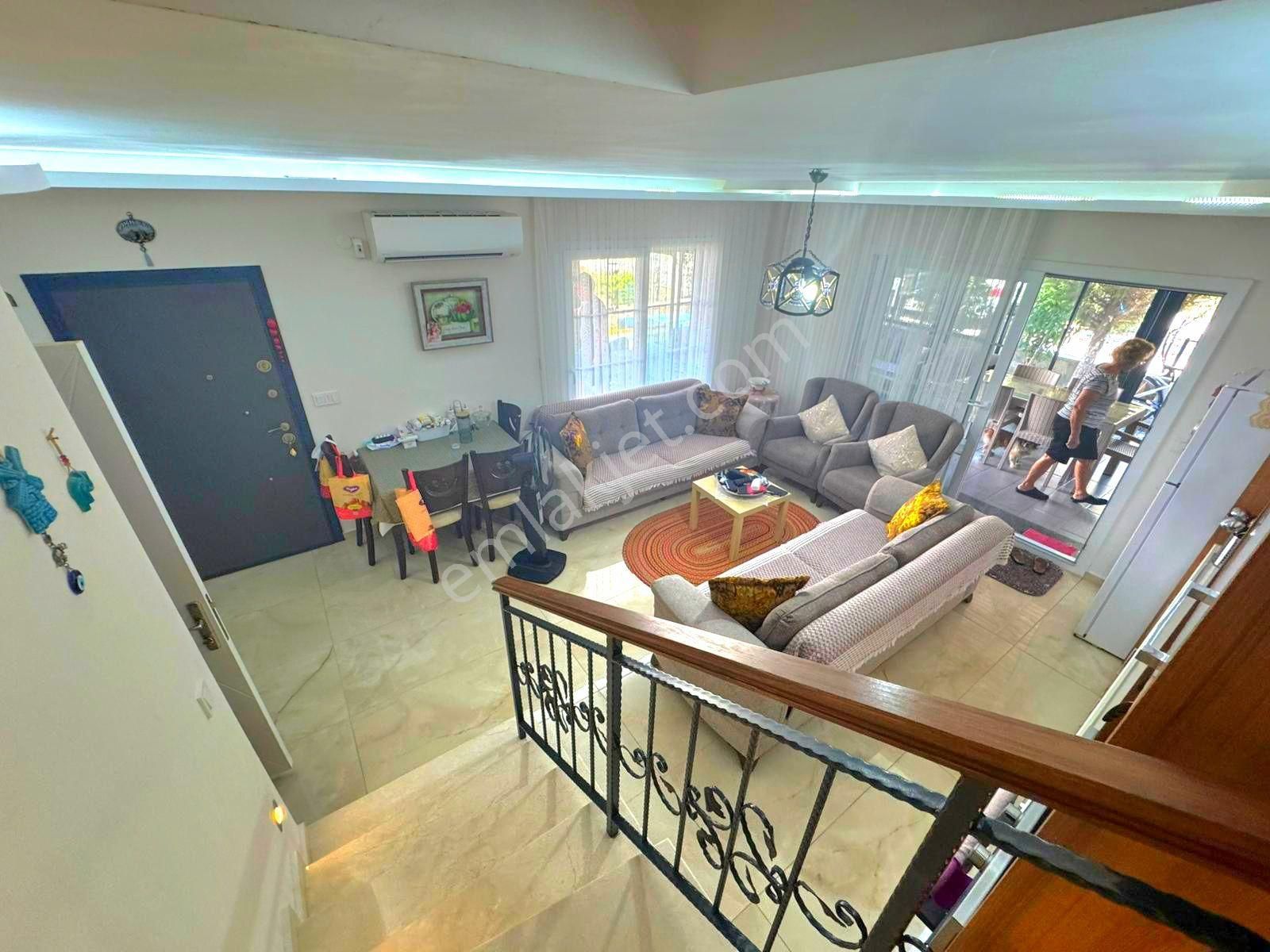 Kuşadasında Plaja Ve Avm'lere Yakın 3+1 Bahçeli Yazlık - Görsel 23