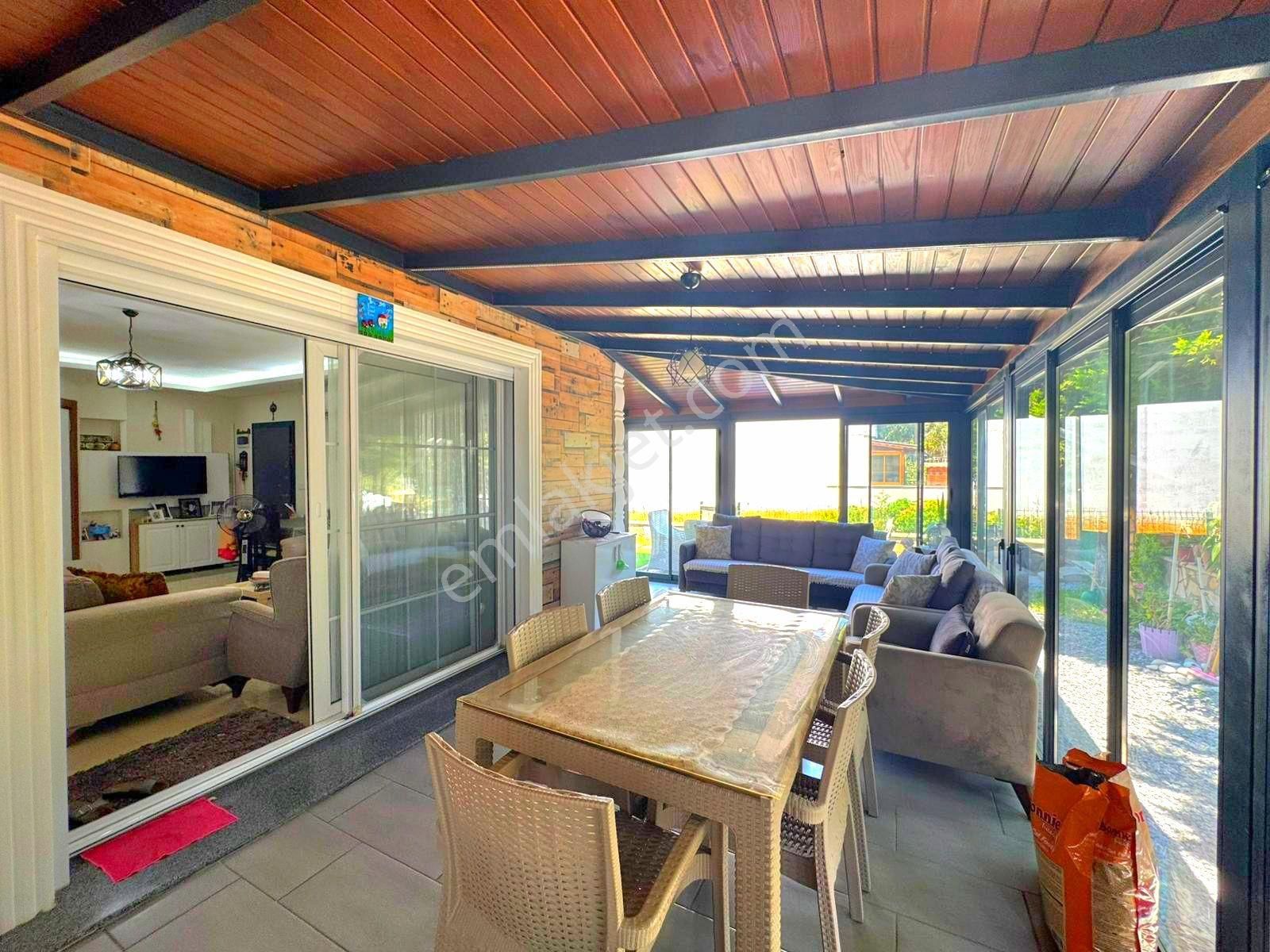 Kuşadasında Plaja Ve Avm'lere Yakın 3+1 Bahçeli Yazlık - Görsel 12