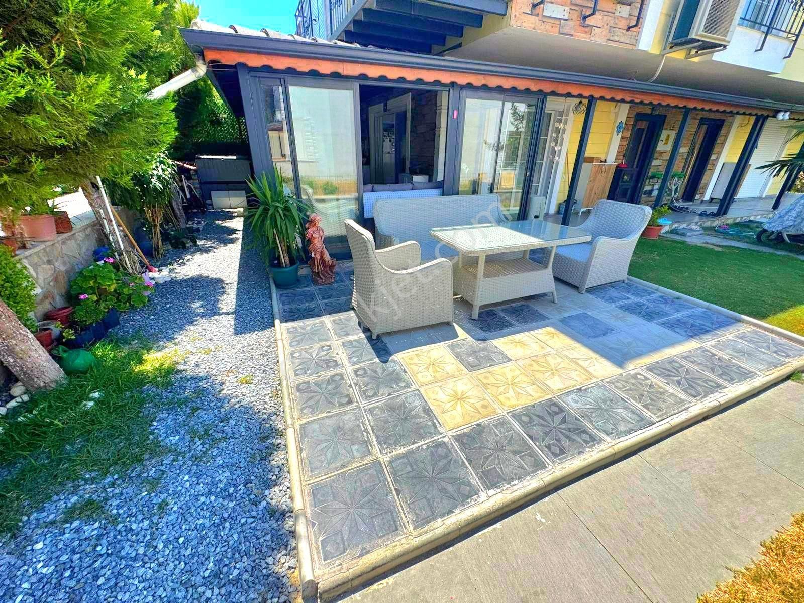 Kuşadasında Plaja Ve Avm'lere Yakın 3+1 Bahçeli Yazlık - Görsel 8