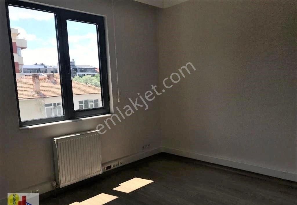 Mustafa Kemal Mahallesinde Köşe Bina Keyifli Ofis - Görsel 5
