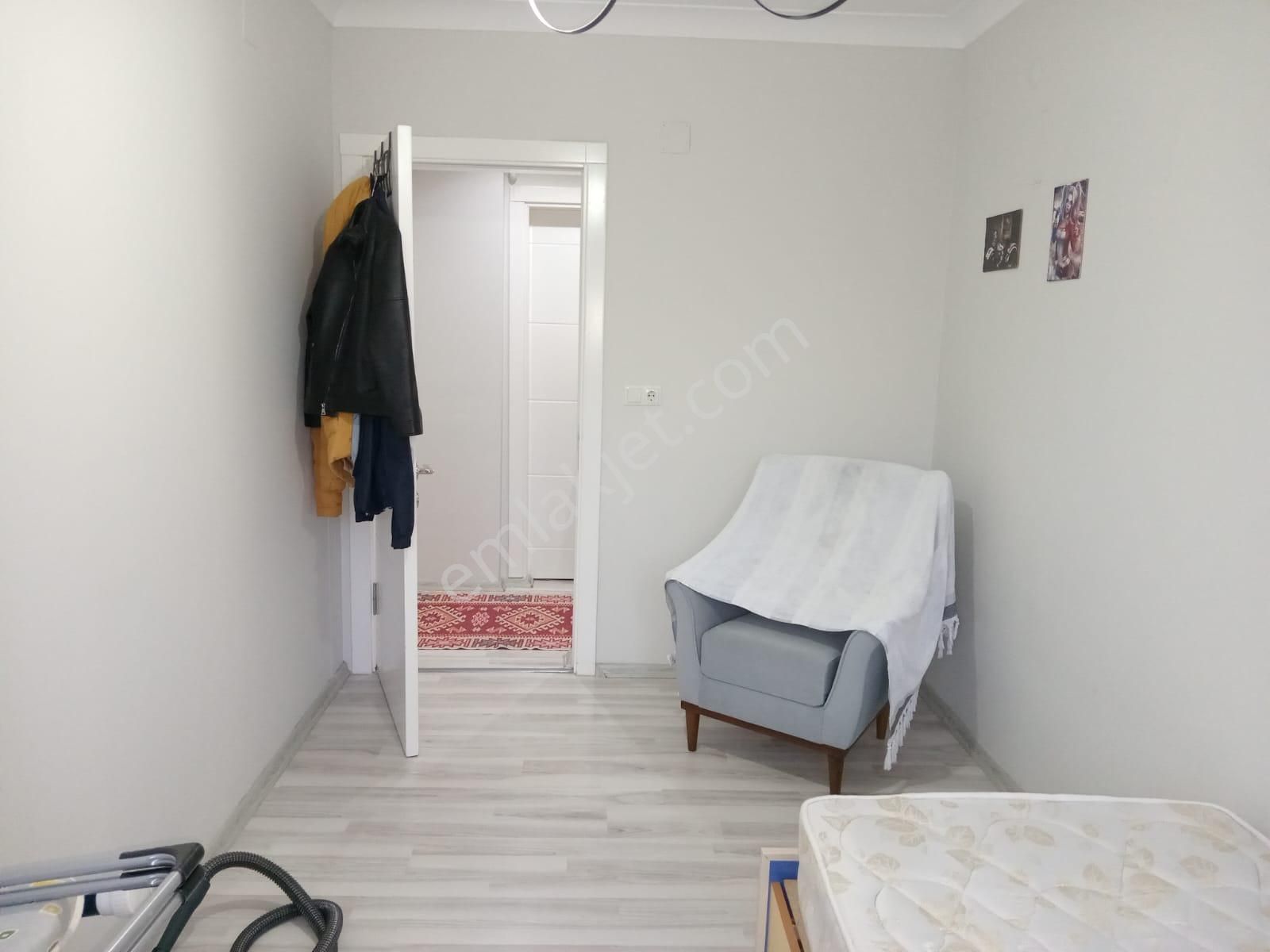 Akhisar Gölet'te Ara Kat 2+1 Daire (emin'den) - Görsel 12