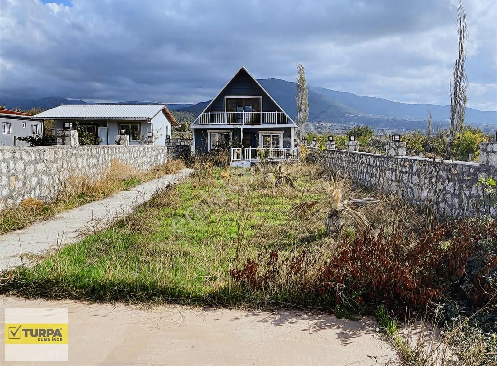 Dağkızılca'da 512 M2 Arsa&dubleks Ev