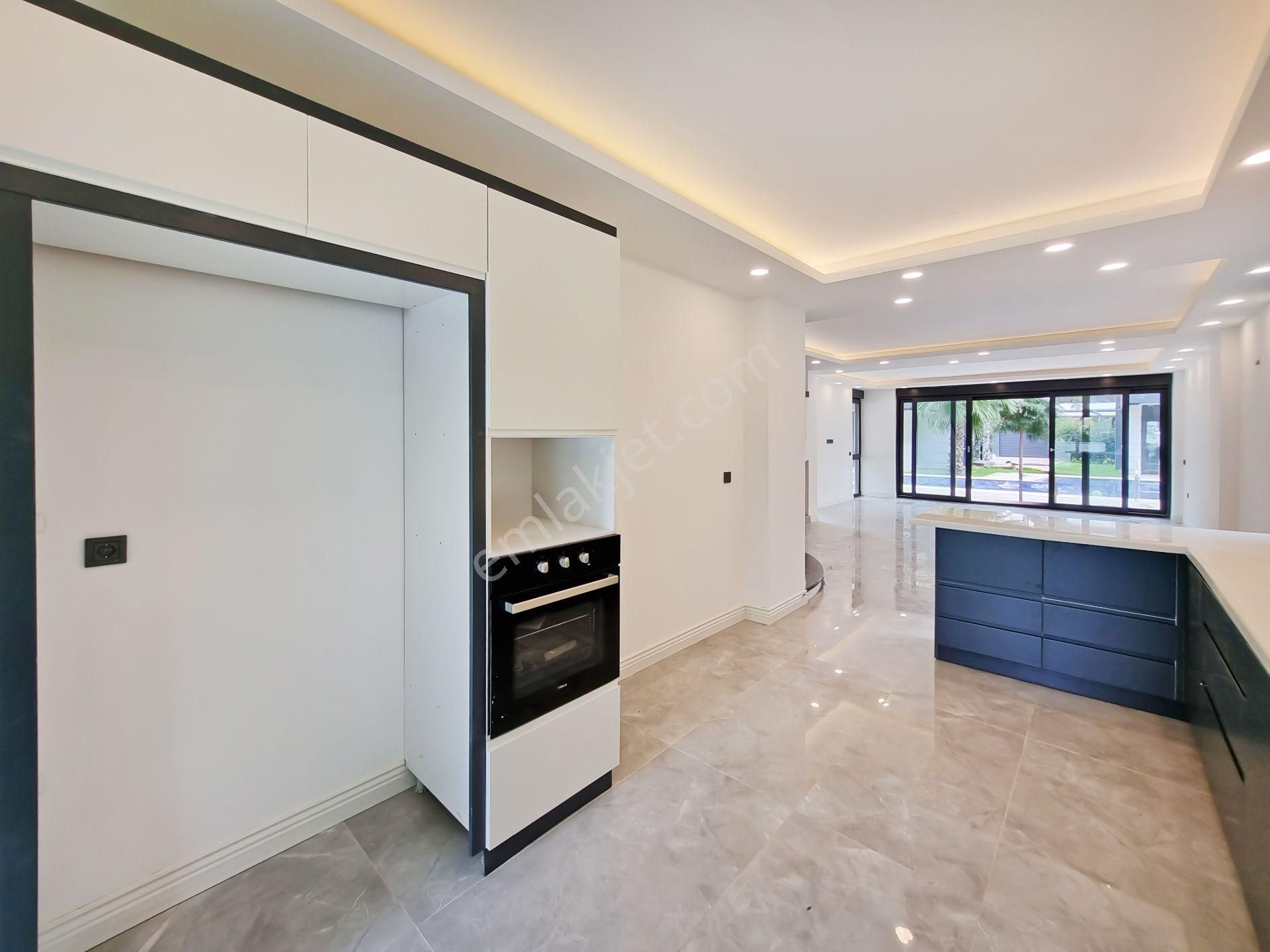 Gökhan Üçgün'den Düzlerçamı, Site İçinde, Müstakil Sıfır Villa - Görsel 8