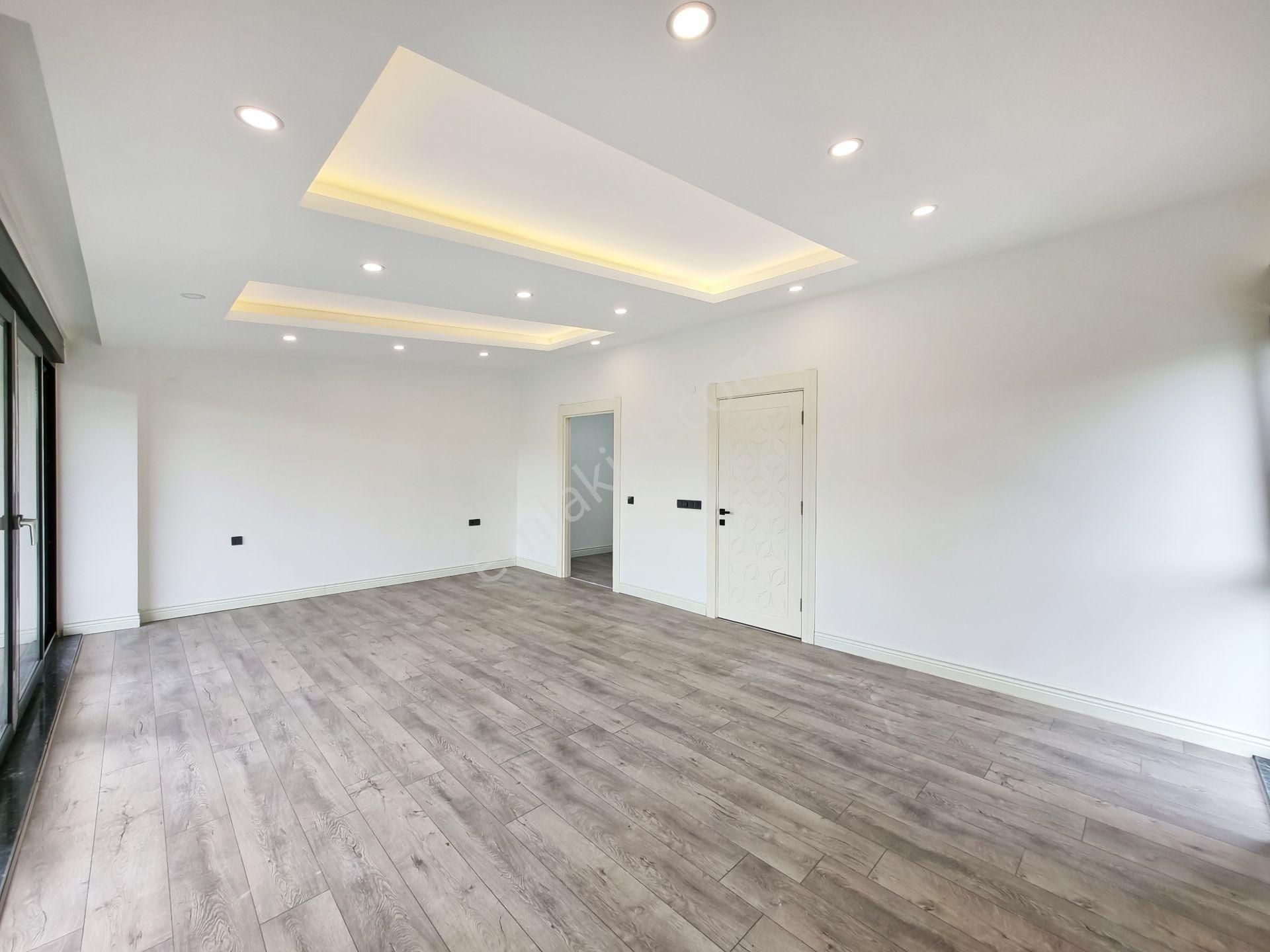 Gökhan Üçgün'den Düzlerçamı, Site İçinde, Müstakil Sıfır Villa - Görsel 17
