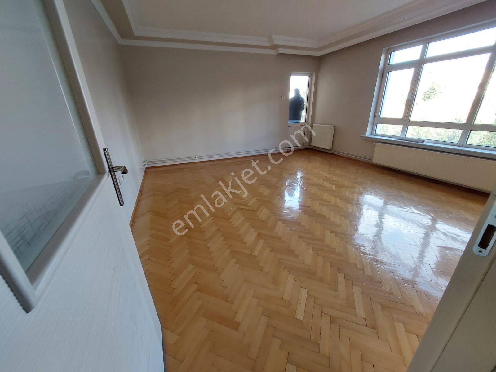 Göraldan Çetin Emeç Yakını Öveçler Vadisi Yanı Ara Kat 3+1 Full Yapılı - Görsel 31