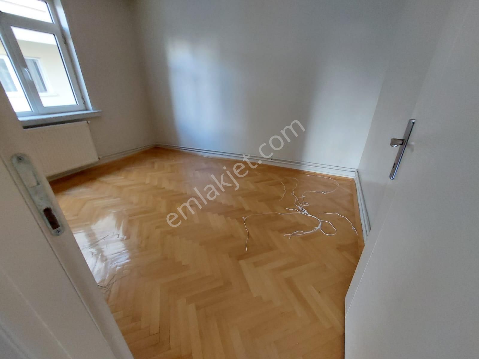 Göraldan Çetin Emeç Yakını Öveçler Vadisi Yanı Ara Kat 3+1 Full Yapılı - Görsel 8