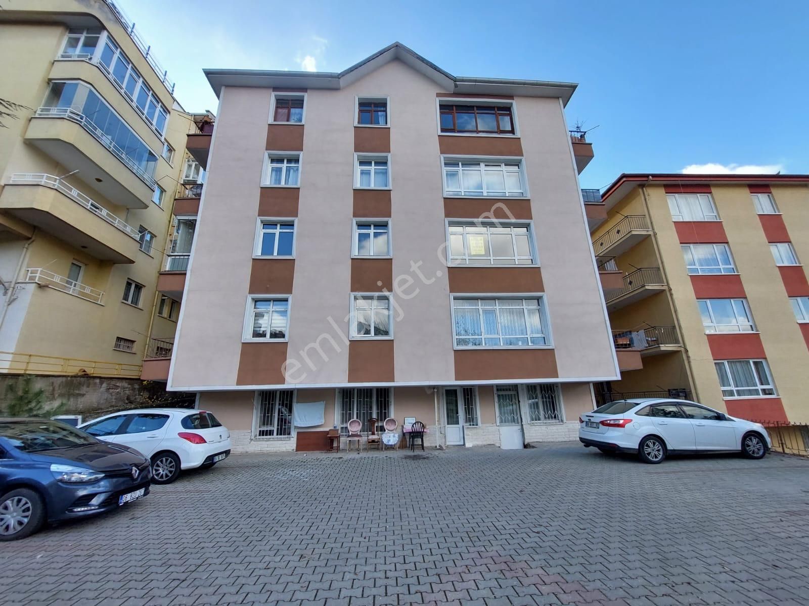 Göraldan Çetin Emeç Yakını Öveçler Vadisi Yanı Ara Kat 3+1 Full Yapılı - Görsel 15