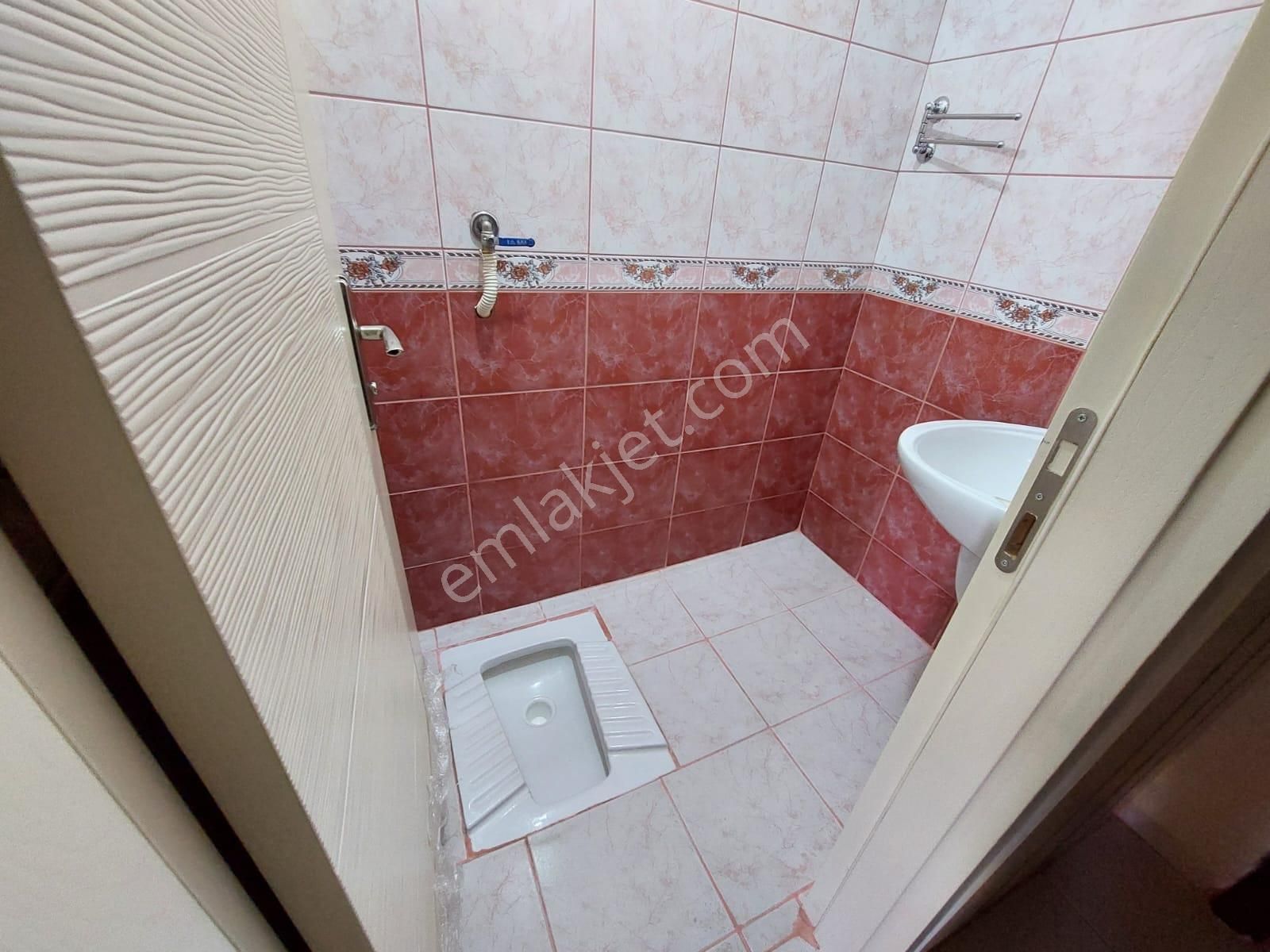 Göraldan Çetin Emeç Yakını Öveçler Vadisi Yanı Ara Kat 3+1 Full Yapılı - Görsel 22