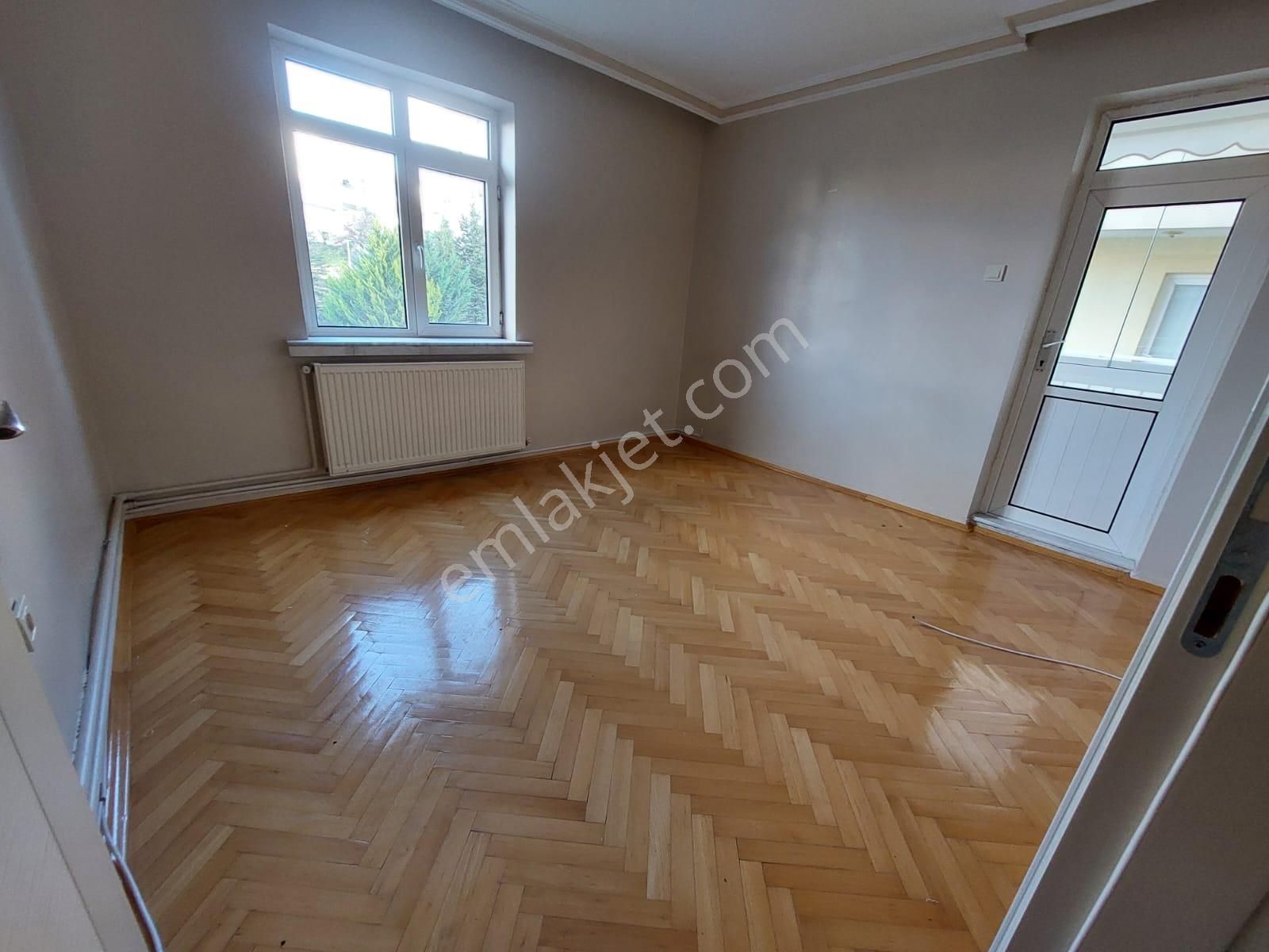 Göraldan Çetin Emeç Yakını Öveçler Vadisi Yanı Ara Kat 3+1 Full Yapılı - Görsel 11