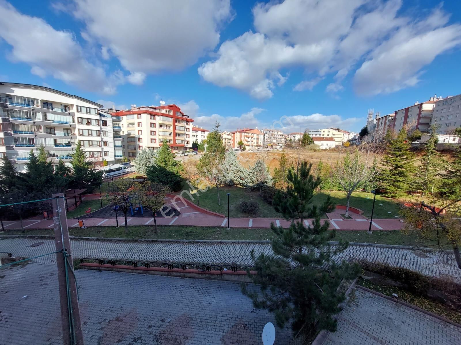 Göraldan Çetin Emeç Yakını Öveçler Vadisi Yanı Ara Kat 3+1 Full Yapılı - Görsel 21