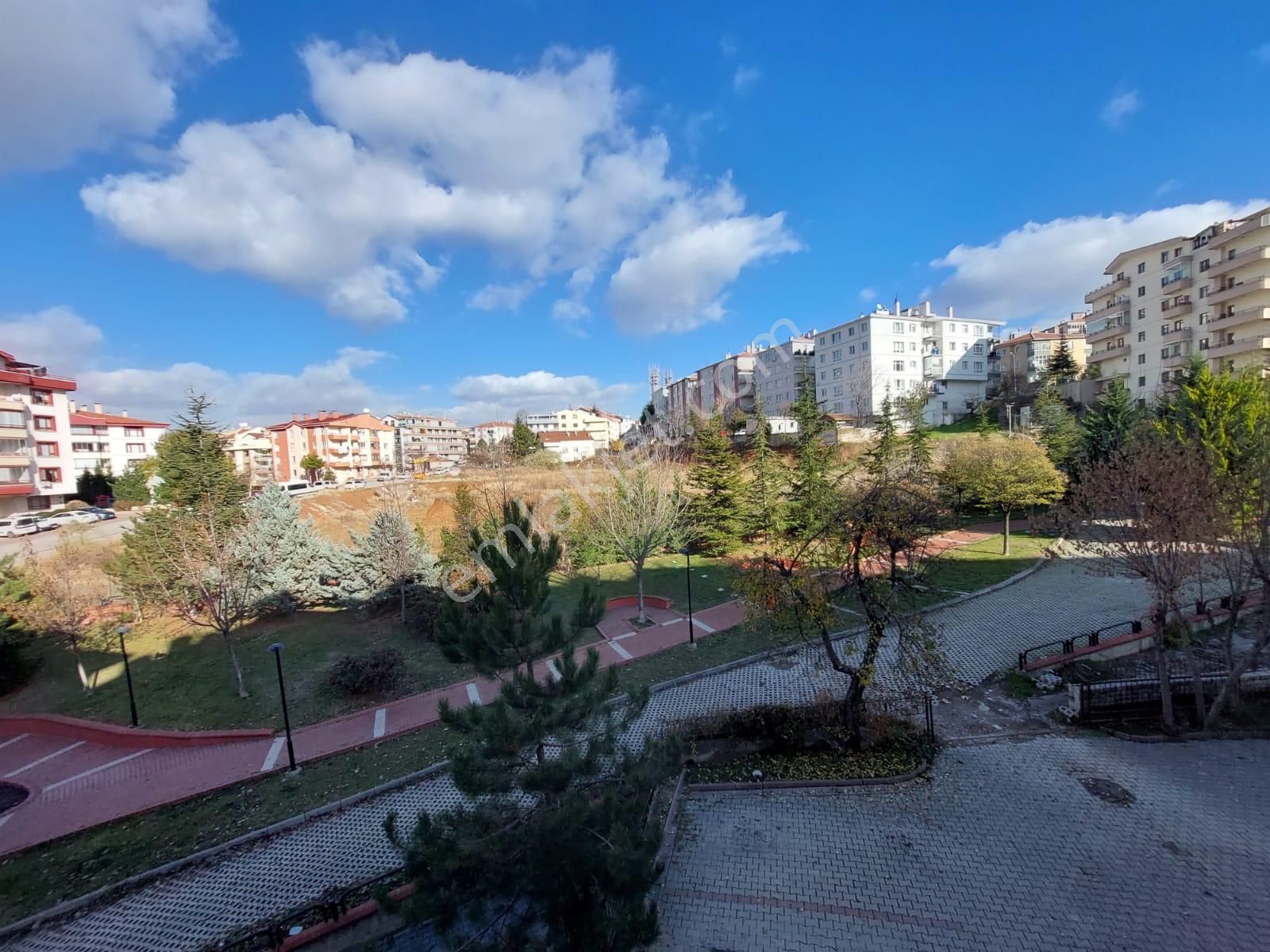 Göraldan Çetin Emeç Yakını Öveçler Vadisi Yanı Ara Kat 3+1 Full Yapılı - Görsel 29