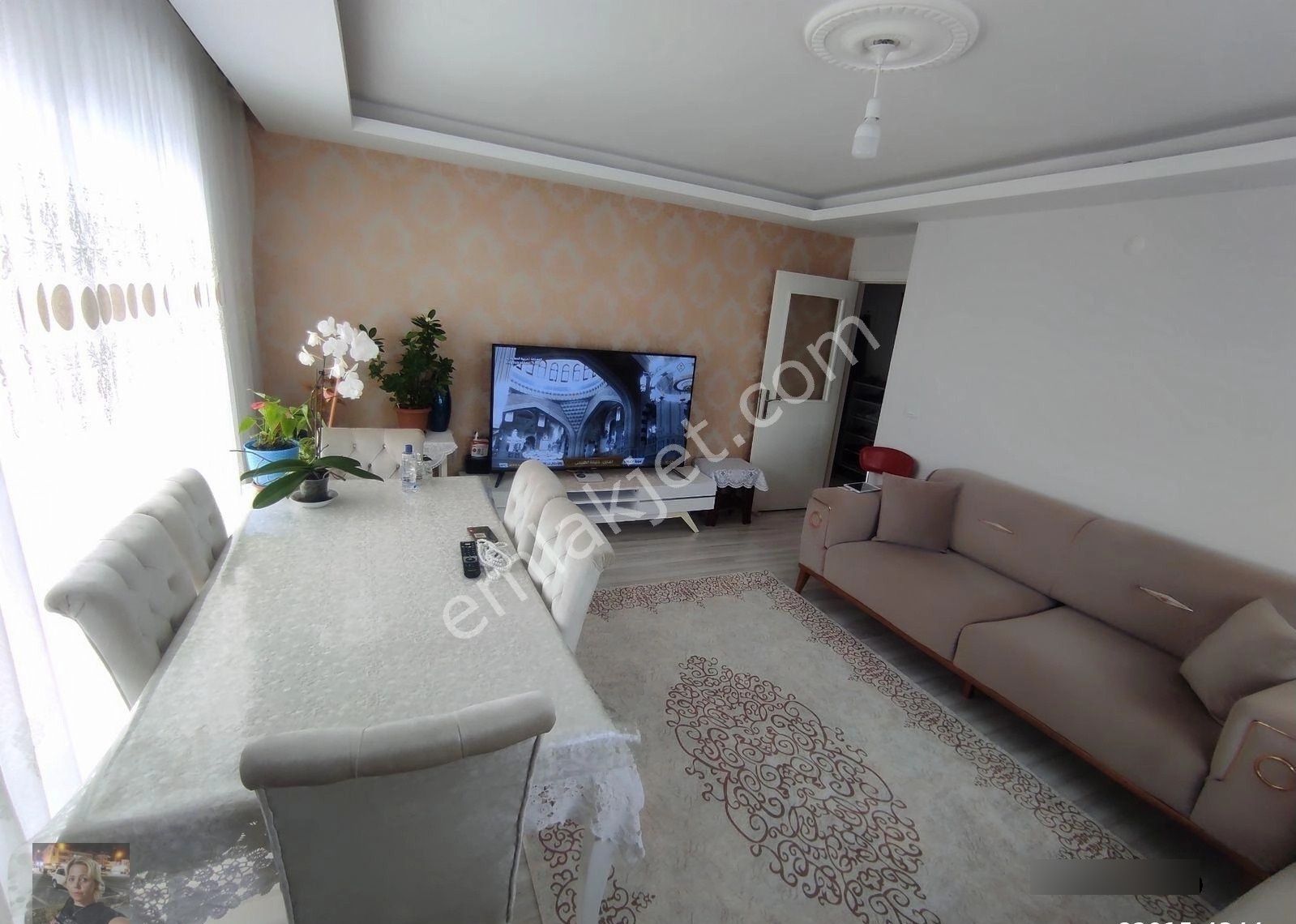 Büşra Gayrimenkulden Site İçinde Satılık Daire 95m2 Kat 3 Bina Yaşı 5 Açık Oto Parklı - Görsel 3