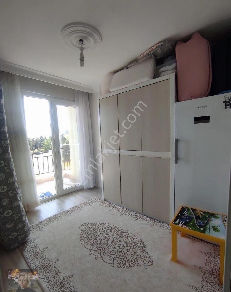 Büşra Gayrimenkulden Site İçinde Satılık Daire 95m2 Kat 3 Bina Yaşı 5 Açık Oto Parklı - Görsel 6