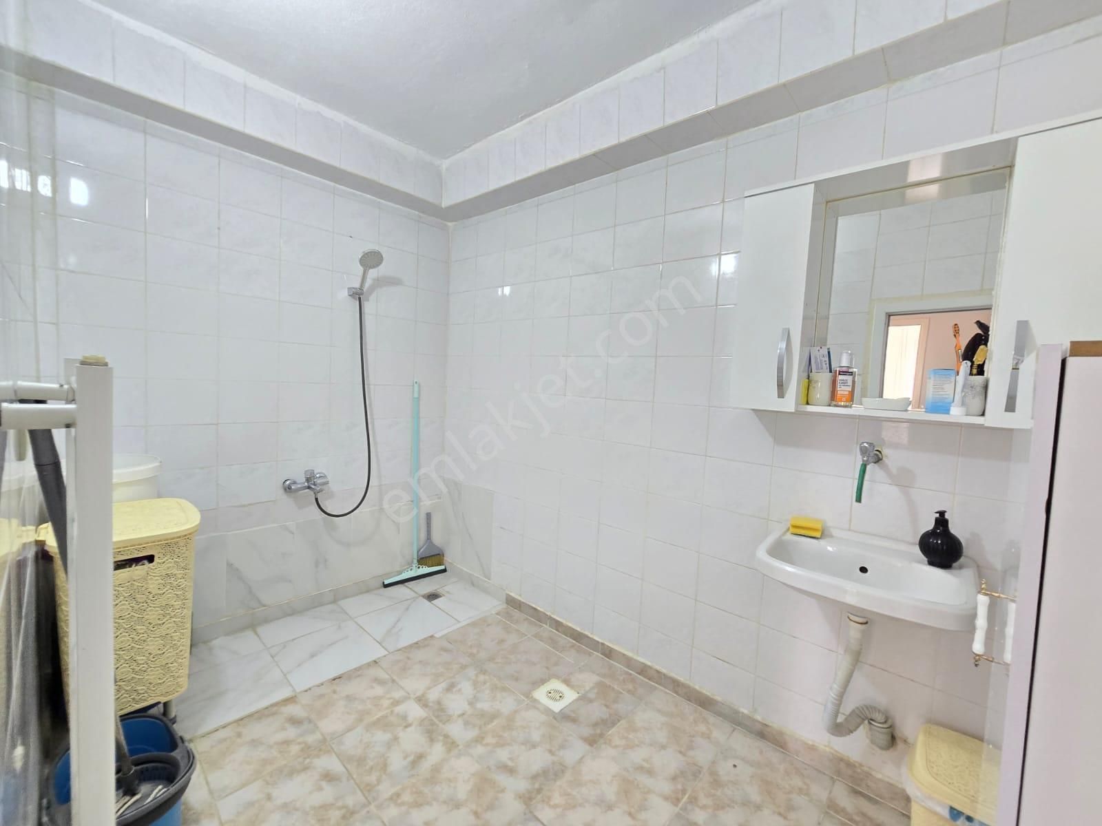Rota'dan Satılık 3+1 Daire/ Bakımlı/ Peynir Pazarı Arkası/bağlar-şey Şamil Mah. - Görsel 15