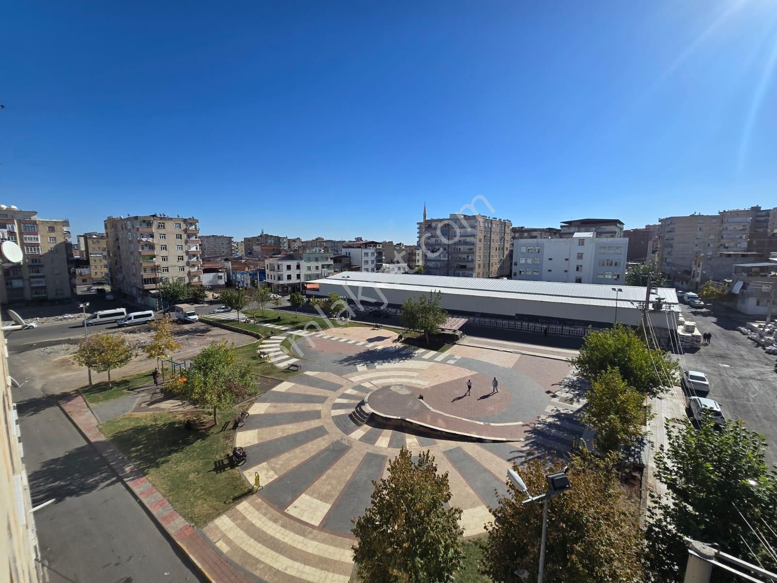 Rota'dan Satılık 3+1 Daire/ Bakımlı/ Peynir Pazarı Arkası/bağlar-şey Şamil Mah. - Görsel 23