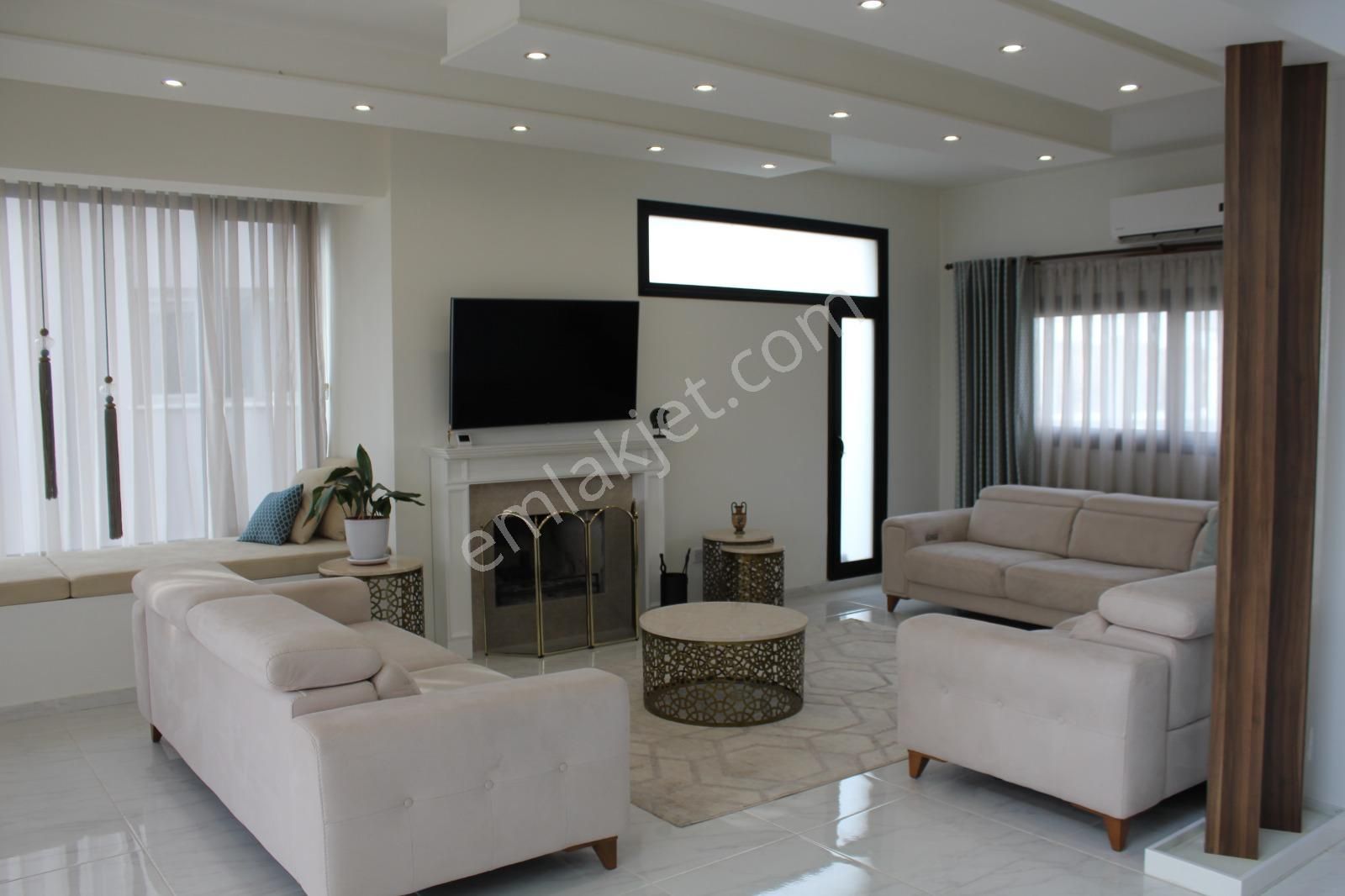 Lefkoşa Gönyeli Baraj Bölgesi Satılık Büyük Geniş Bahçeli Türk Koçanlı 5+1 Triplex Villa £480.000 - Görsel 4