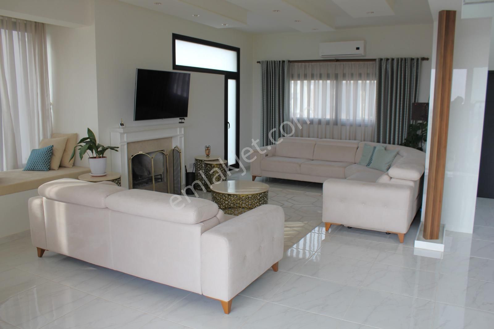 Lefkoşa Gönyeli Baraj Bölgesi Satılık Büyük Geniş Bahçeli Türk Koçanlı 5+1 Triplex Villa £480.000 - Görsel 12