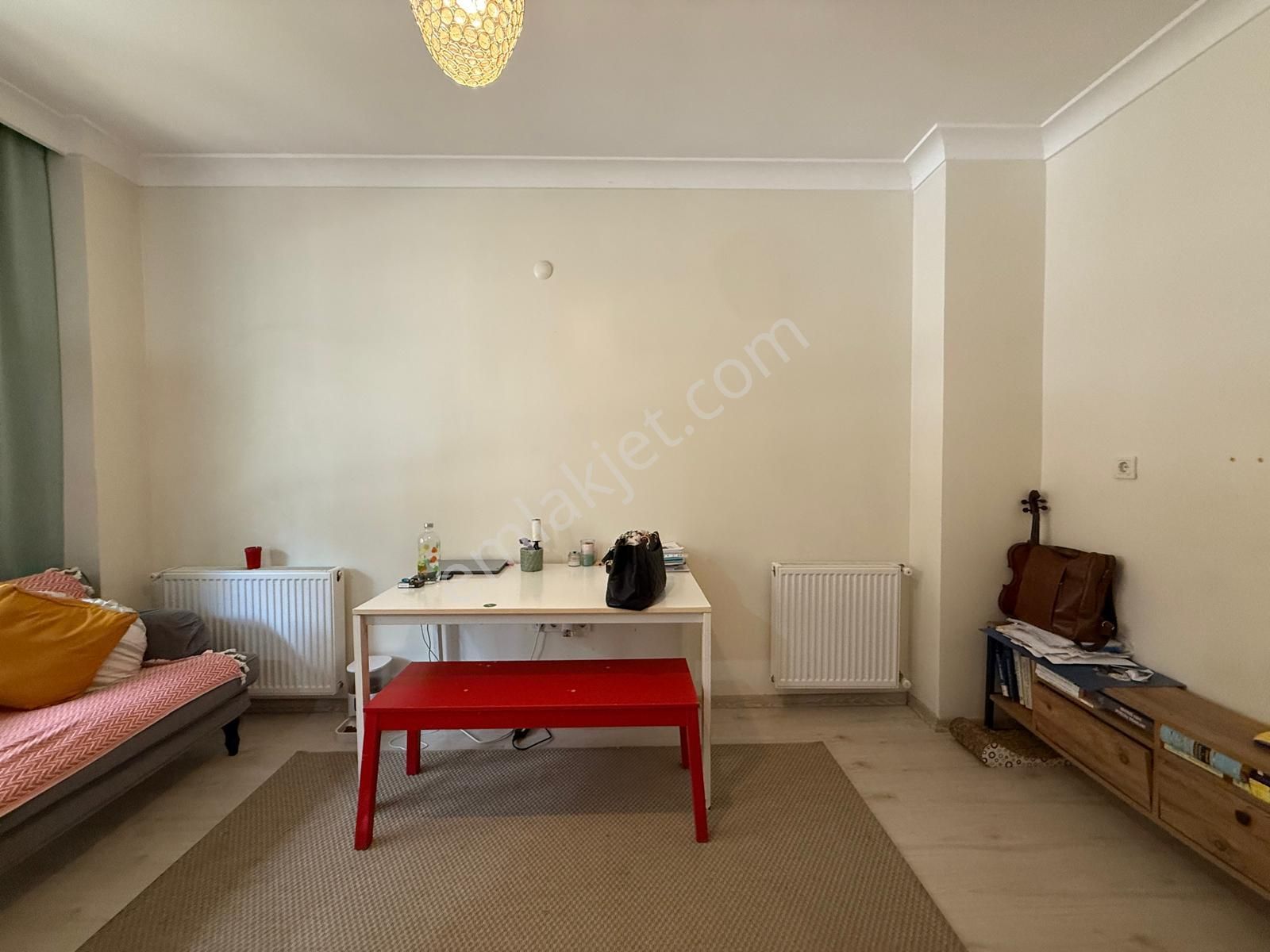 Suadiye'de Bahçe Kullanımlı Minibüs Caddesine Yakın 1+1 40m² - Görsel 3