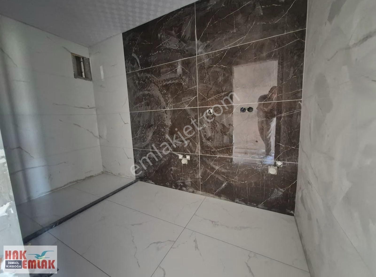 Hak Emlak'tan Prestij Konutları 1 Yanı Satılık 3+1 Geniş Daire - Görsel 17